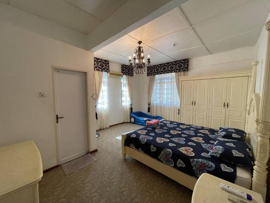 Spacious In Holiday home *